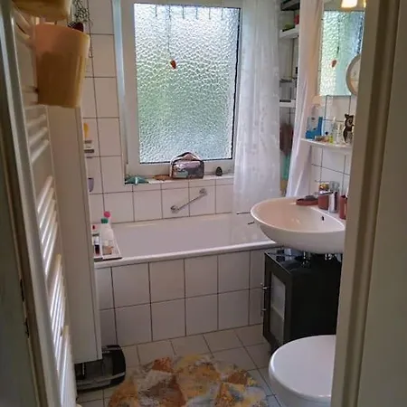 Zi Mit Flair Fuer 1-2 Pers Gemuetlich Zentral In Apartment Karlsruhe